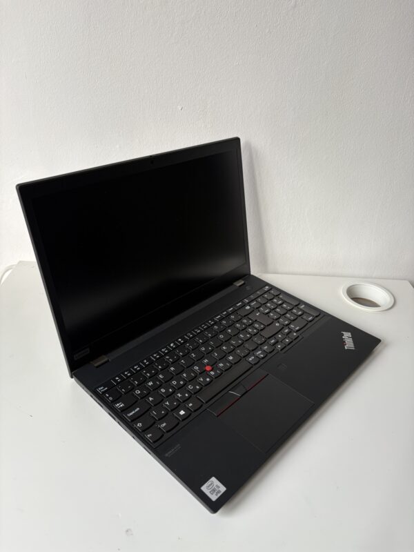 Lenovo T15 Gen1 - Image 5